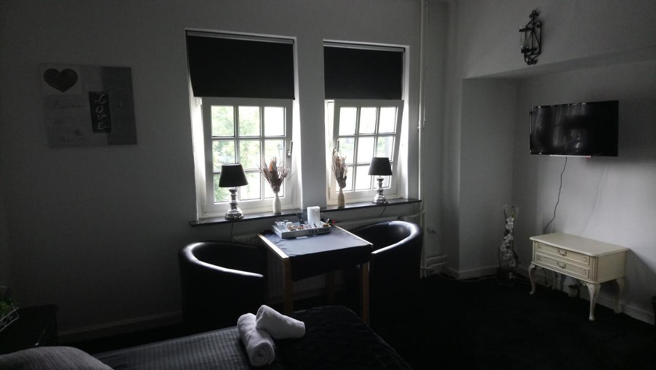 Bed Und Breakfast "Die Perle Von Gronau" Гронау Екстериор снимка